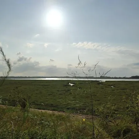 La Petite Baie Sallenelles